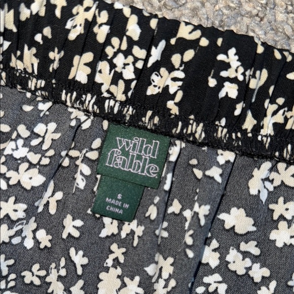 WildFable Floral Black and White Women's Skirt - Picture 3 of 3